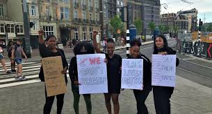 Profit maxnl demonstratie in ámsterdam. We Spraken Met Dam Demonstranten Van Kleur Dit Zijn Hun Ervaringen