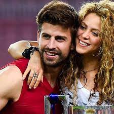Aneka nasi liwet, bebek, ayam, dan pecak ikan Shakira Jadi Bahan Lelucon Gerard Pique Dan Iker Casillas Spanyol Bola Com