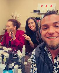 Mitzi Ferrell Brammer (@mitzcosmetics) • Instagram photos and videos