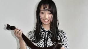Short haircut for old women. Japanese Woman Cuts Hair Once Recognized As World S Longest For Teenager