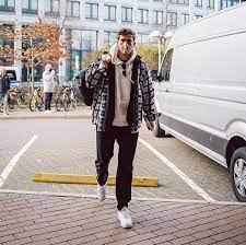 Leon goretzka stand am samstag noch gegen mönchengladbach für die bayern auf dem rasen. Pin Auf Beautiful Soccer Players