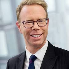 Stuart Morton's Instagram, Twitter & Facebook