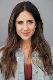 Jennifer Hellman's Instagram, Twitter & Facebook