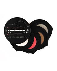 Le Metier De Beaute All Aboard Kaleidoscope 95 00 Value Setting Powder Brush Translucent Powder Blush Highlighter