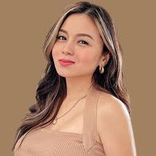 Mica Life 🤎 (@micalife)