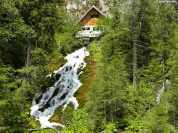 Cazare izvoare ieftină de la 0 lei/pers. Specialistii De La Nato Cu Ochii Pe Cele 7 Izvoare Din Muntii Bucegi Explicatia Stiintifica Legata De Puritatea Izvoarelor Vii Extra News