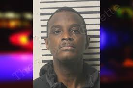 Michael Outler's Instagram, Twitter & Facebook