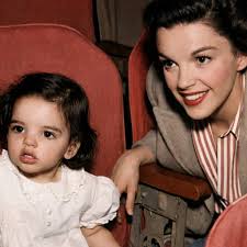 WHAT MOVIE DO YOU THINK OF WHEN γοι SEE MATTHEW LILLARD