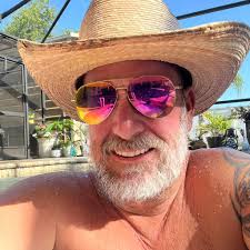 Steve Daniel Borth (@steve.borth) • Facebook