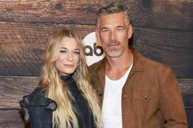 LeAnn Rimes Celebrates 15th Wedding Anniversary with Husband Eddie Cibrian by Sharing 'New Vows'