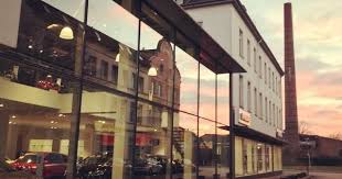 Sundowner Preckel Krefeld Renault Road Alley Structures