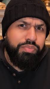 #RemitlyPartner Make sure you download remitly to send money home! Whether  it's for zakat or sending money to family this Ramadan! Click the link in  my bio and use code HUMZA to send money with ...