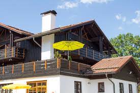 Apartment is located in 2 km apartment breitenberg lodge is ideally situated at unterer hauswang 25 in pfronten just in 1.9. Home Meine Website