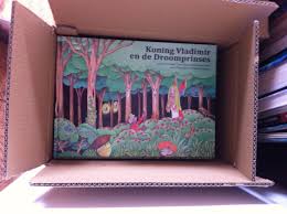 De Dozen Met Koningvladimir Bij De Boekhandels Worden Leger En Leger Bit Ly 1yyhwwk Dozen Voor Kinderen Kinderboek