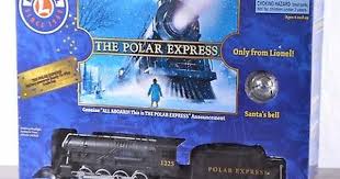 Lionel The Polar Express 4 Pc Battery Powered Train Set 32 Track Pieces W Bell Lionel Train Sets Toy Trains Set Polar Express Train Set