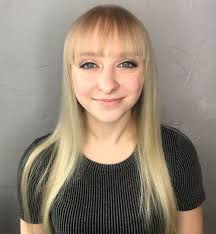 Check what haircuts and hairstyles for round faces are on the peak in 2021. 40 Top Haircuts For Round Faces And Thin Hair Babydoll Couture Glam