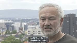 Keith Boxer's Instagram, Twitter & Facebook