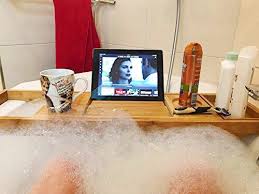 Badewannen ablage, buchstütze, weinglashalter, verstellbar. Ablage Fur Die Badewanne Geschenk Fur Mehr Komfort Beim Baden