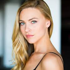 Hope Turner's Instagram, Twitter & Facebook