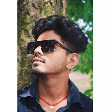 Paul Tola's Instagram, Twitter & Facebook