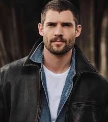 haha oh I've got a couple inspired by him too 😉 Only one published so far  though lol