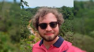 Edwin Roa's Instagram, Twitter & Facebook