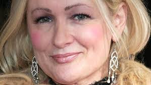 Paula Brook's Instagram, Twitter & Facebook