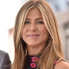 Honey blonde it's a complicated combination of shades. How To Get Jennifer Aniston Level Hair E Online