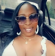 Do ketchup go in the cabinet or the refrigerator , I'm trying to prove a  point.😂😂