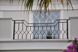 There are lots of designs to select from for your front balcony railing. Awesome Balcony Railing Design Ideas To Beautify Your Exterior 27 Magzhouse