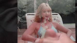 Penghargaan mani muncrat Caren kaye