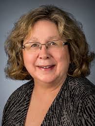 Dian Maxwell's Instagram, Twitter & Facebook