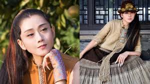 Chim công làng múa Dương Lệ Bình vướng làn sóng tẩy chay vì để diễn viên  múa dung tục