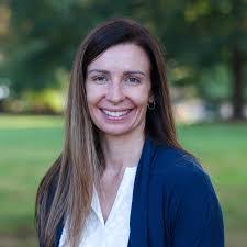 Elspeth Shepherd's Instagram, Twitter & Facebook