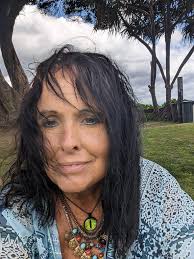 Stay away from people who ignore you until they need you.