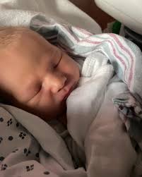 Danielle Conte 🌙 (@d.art.worx) • Instagram photos and videos