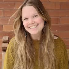 🌟 Camp Instructor Highlight: Kelsey Walsh 🌟 Kelsey's art sessions invite  campers to explore colour, texture, collage, and creative risk-taking.  Through playful experimentation, young artists will be encouraged to colour  outside the