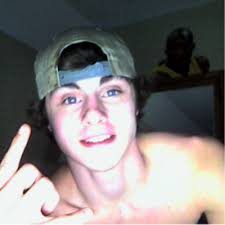 Avery Eubanks (@whobanks_ubanks)