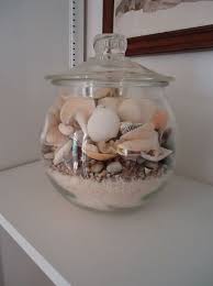 Learn simple tips to transform your seashell collection into stunning art that will win amaze even the most skeptical husband. Decorating With Seashells In A Bathroom A2b Crafts
