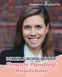 Stephanie Degenhardt's Instagram, Twitter & Facebook