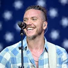 Mitchell Mullins's Instagram, Twitter & Facebook