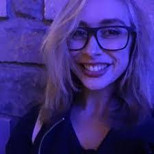 Robin Mosley's Instagram, Twitter & Facebook