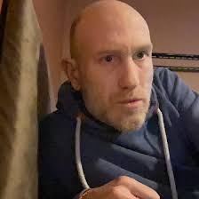 would you date me?🤭