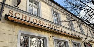 Germans constituted a major social and cultural force in the city, and the opulent northern european renaissance revival style of the building is architecturally unique in the community. Neuer Eigentumer Fur Das Deutsche Haus
