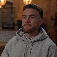 Rob Cronin (@cronnyberg)