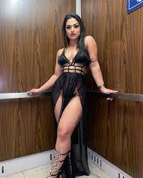 Nadia Khar - Free sexy pics, galleries & more at Babepedia