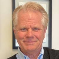 Tim Howe's Instagram, Twitter & Facebook