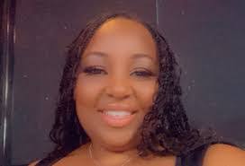 Michelle Seal's Instagram, Twitter & Facebook