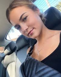 beautiful violin princess ❤️🥰