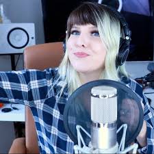 Nikki Simmons's Instagram, Twitter & Facebook